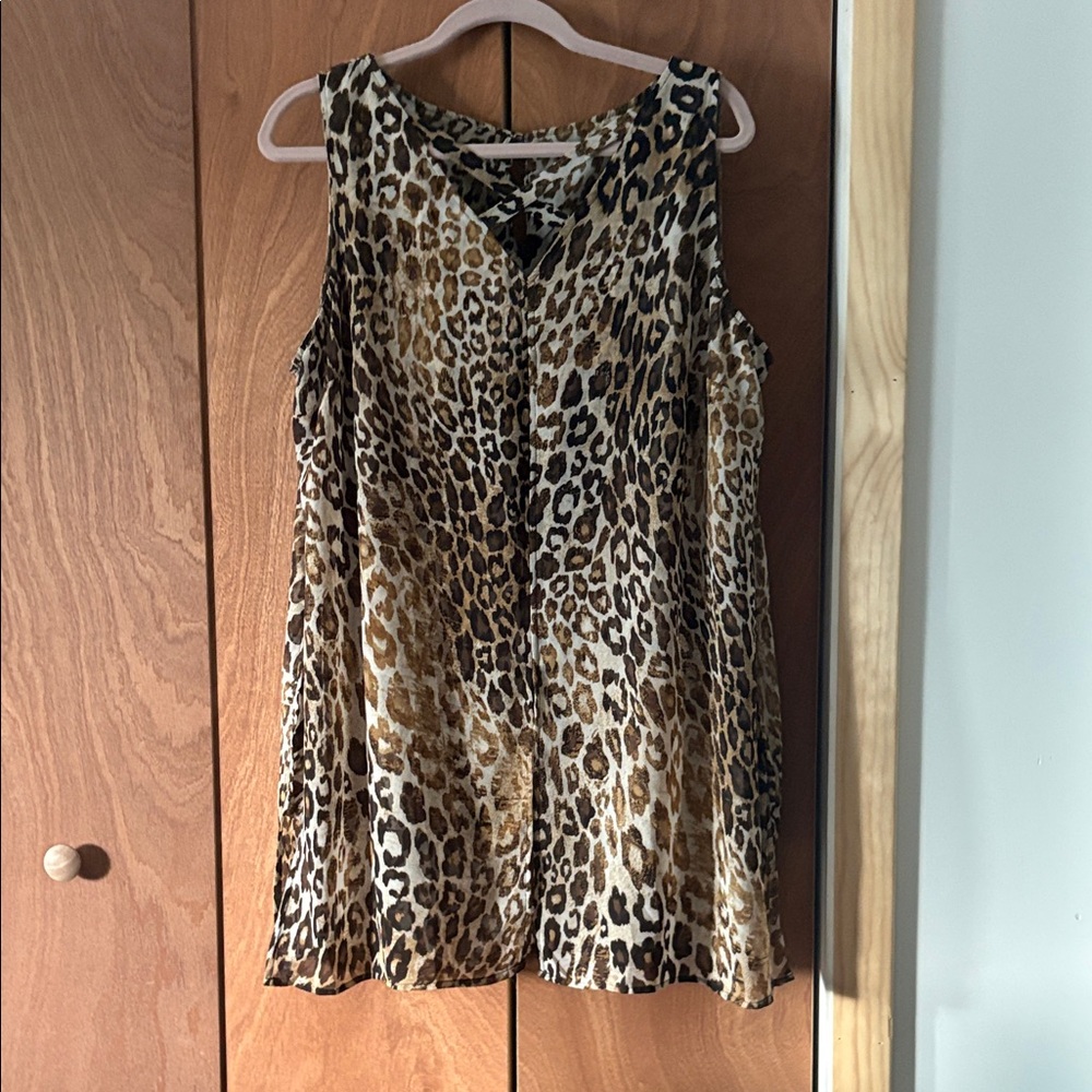 Roz & Ali Animal Print Sleeveless Blouse